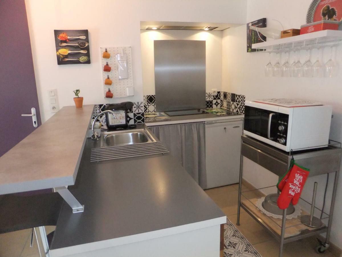 Gite Les Esparrus Villecroze Exterior foto