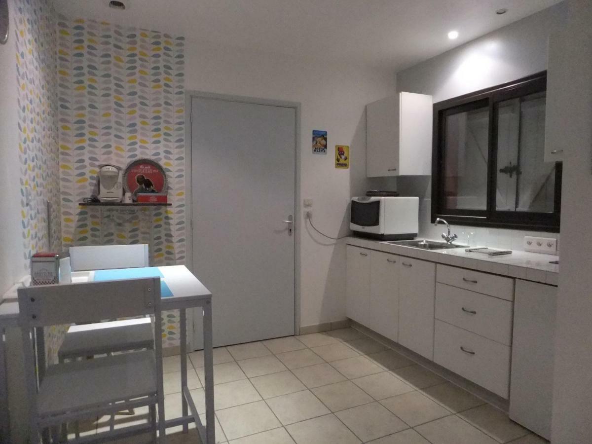 Gite Les Esparrus Villecroze Exterior foto
